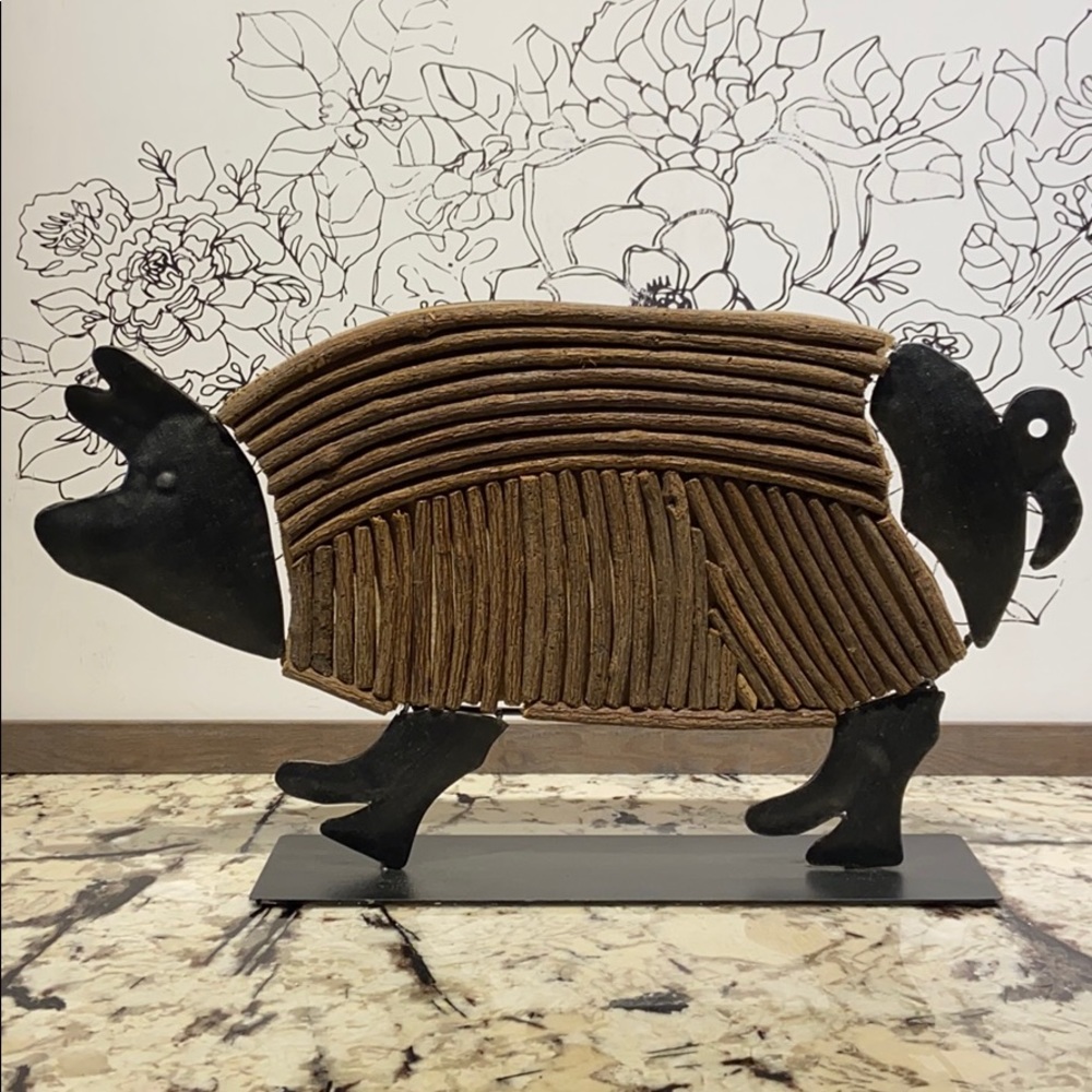 Decorative Metal and Wood Pig!